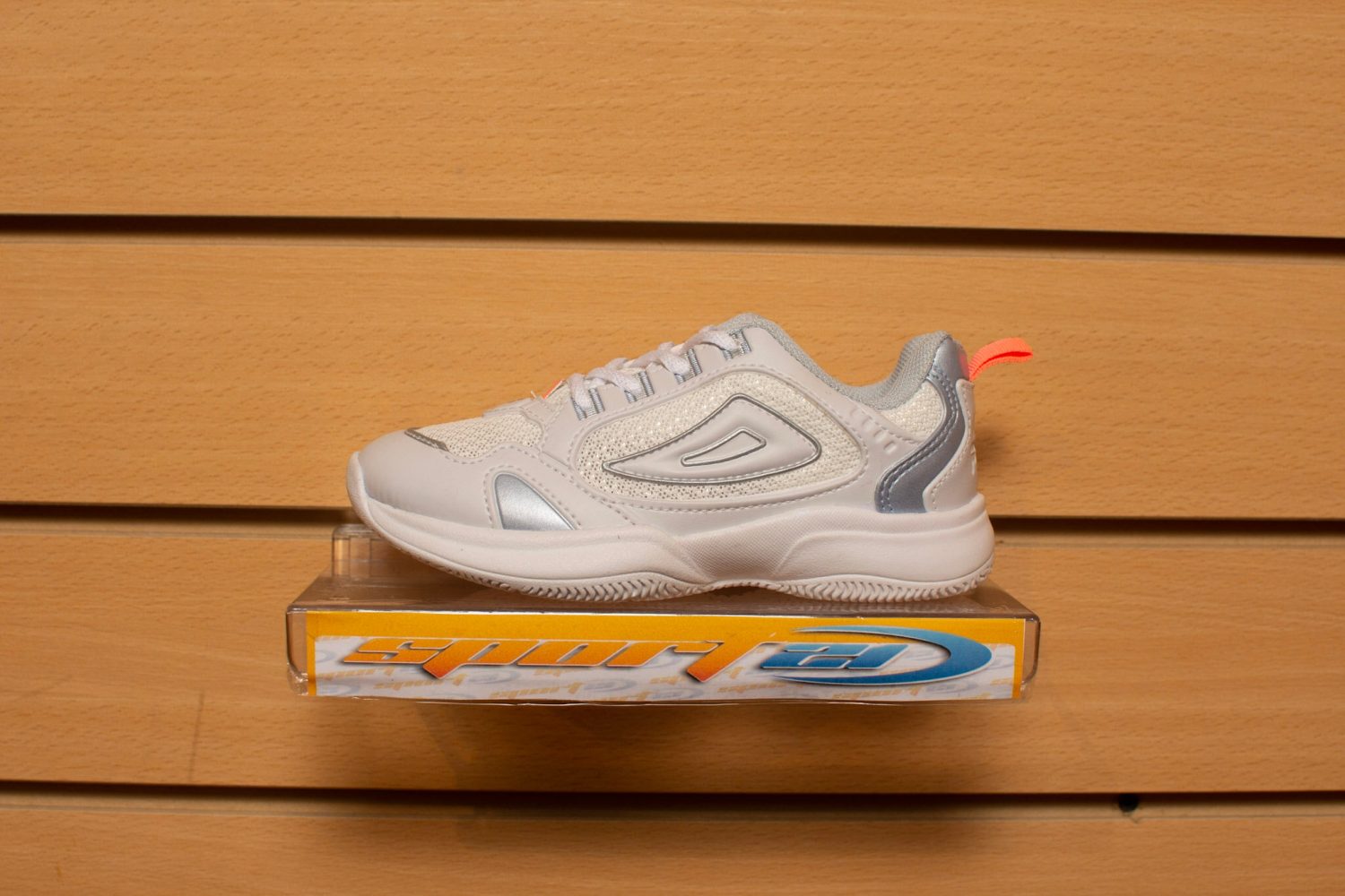FILA-ATTREK-BCA-VDE-scaled